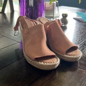 TOMS women’s wedges 7.5